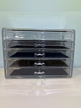 Clear 5-Drawer Acrylic Jewelry & Accessory Organizer With Black Tray Liners